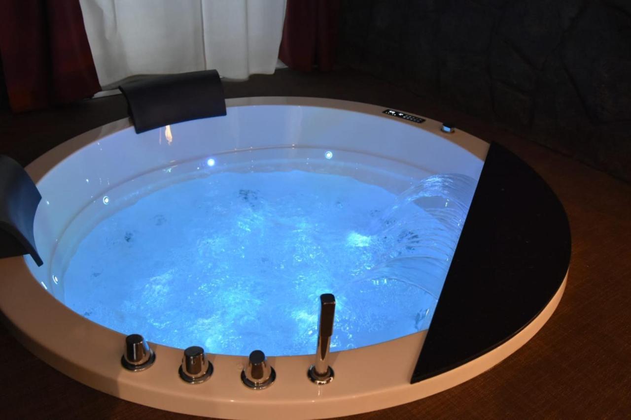 Th Luxury Fly Hotel Catania-Fontanarossai nemzetközi repülőtér Kültér fotó