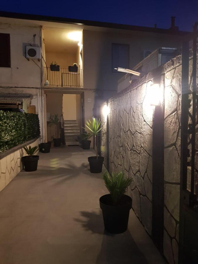 Th Luxury Fly Hotel Catania-Fontanarossai nemzetközi repülőtér Kültér fotó